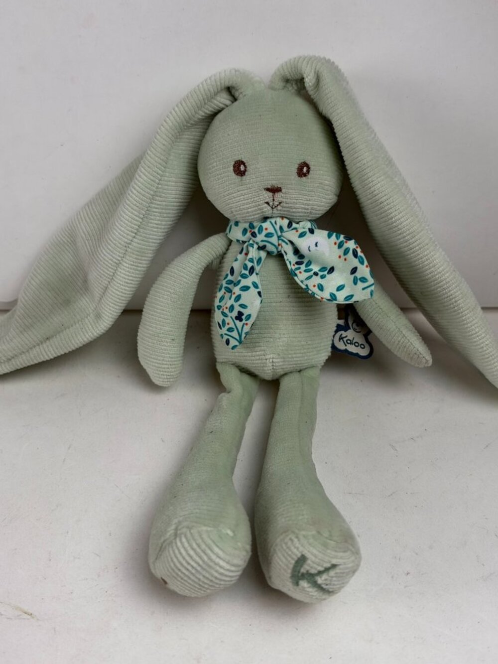 Kaloo Lapinoo Green Corduroy Bunny Plush Rabbit Long Ears Scarf 10" Lovey Toy